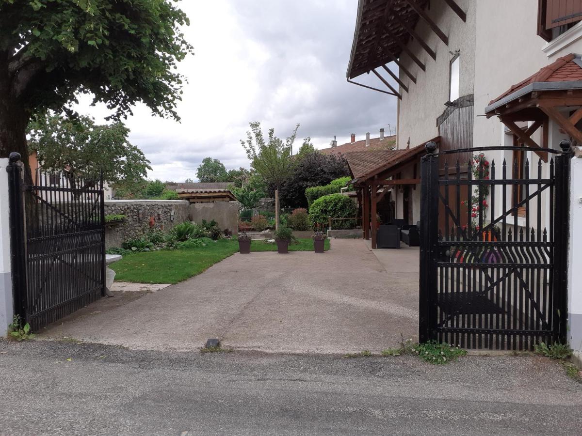 Les Copains D'Abord Villa Beaucroissant Kültér fotó